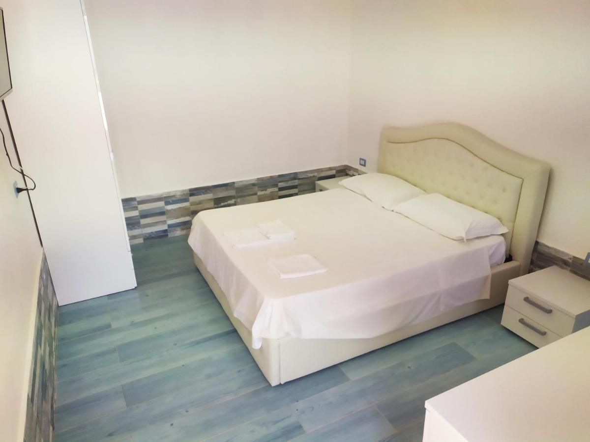 La Terrazza Sul Mare Hotel Marina di Camerota Eksteriør billede